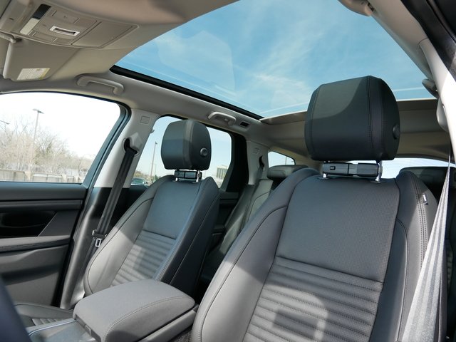 Suv in Minneapolis, Minnesota, United States 4 - 10873260