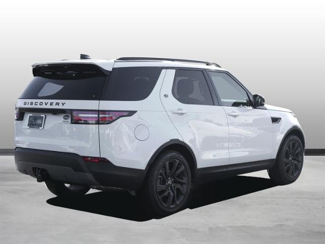 Suv in Minneapolis, Minnesota, United States 2 - 10838655