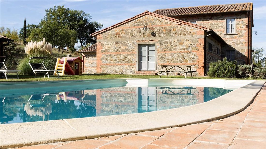 Country House in Italy 5 - 10836037