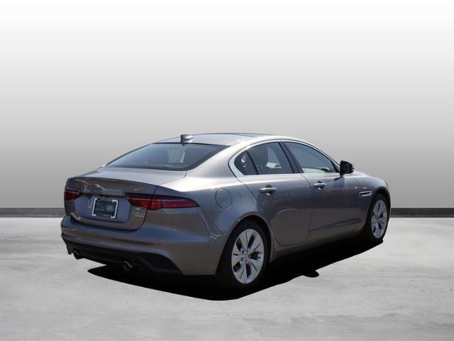 Sedan in Minneapolis, Minnesota, United States 2 - 10899212