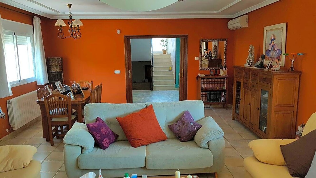 Villa in Mutxamel, Valencian Community, Spain 3 - 10927055