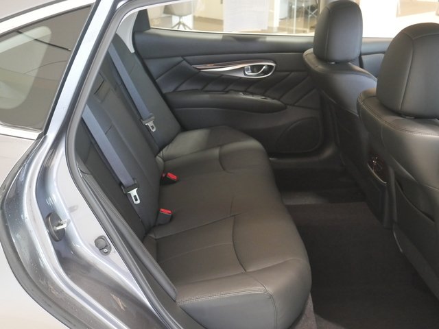 Sedan in Minneapolis, Minnesota, United States 5 - 10686170