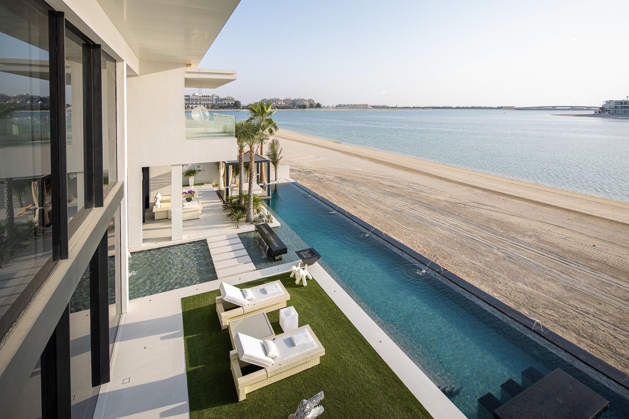 One100, Palm Jumeirah A 120 Million Aed in Dubai, United