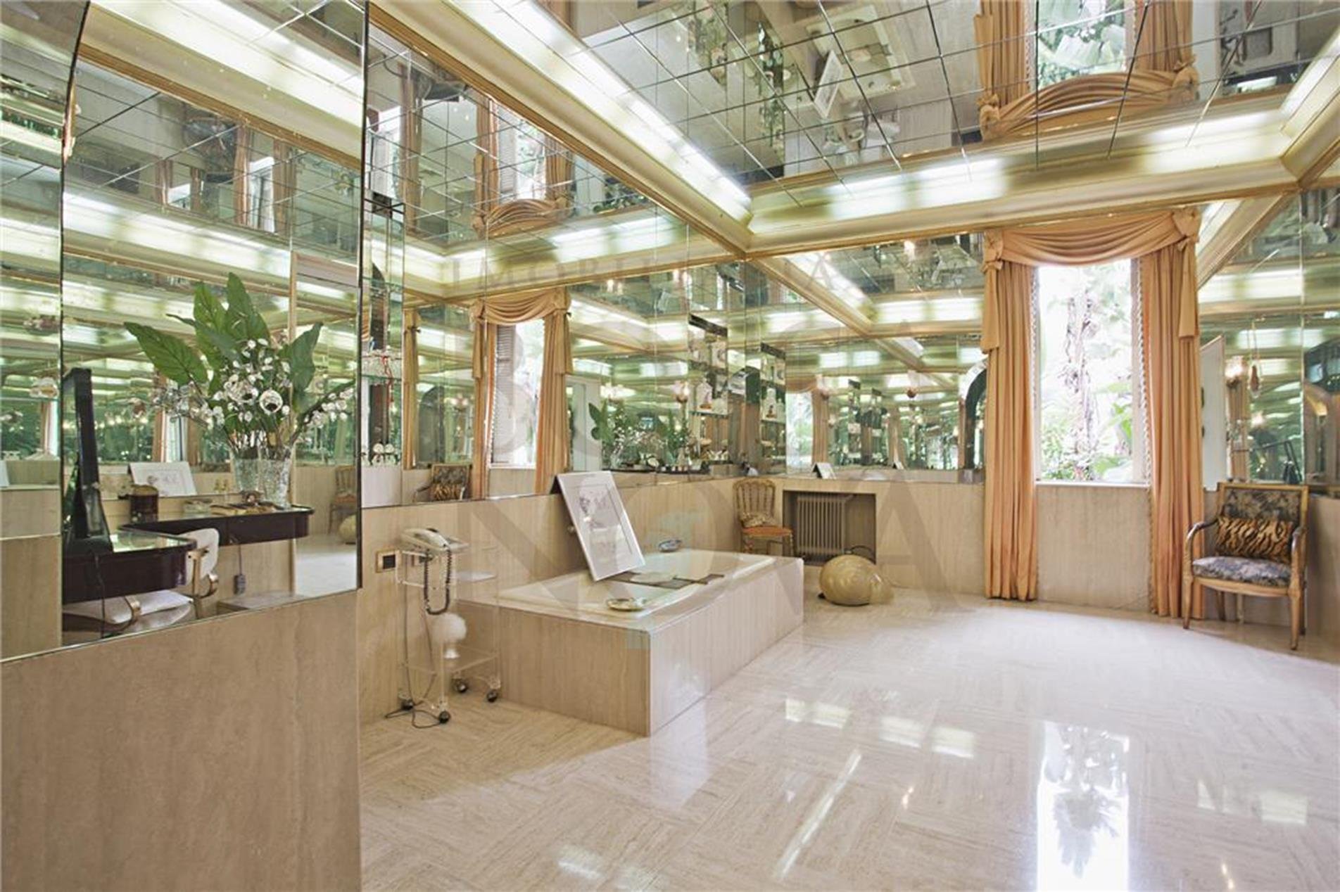 Unique Mansion in São Paulo, Brazil for sale (10096355)