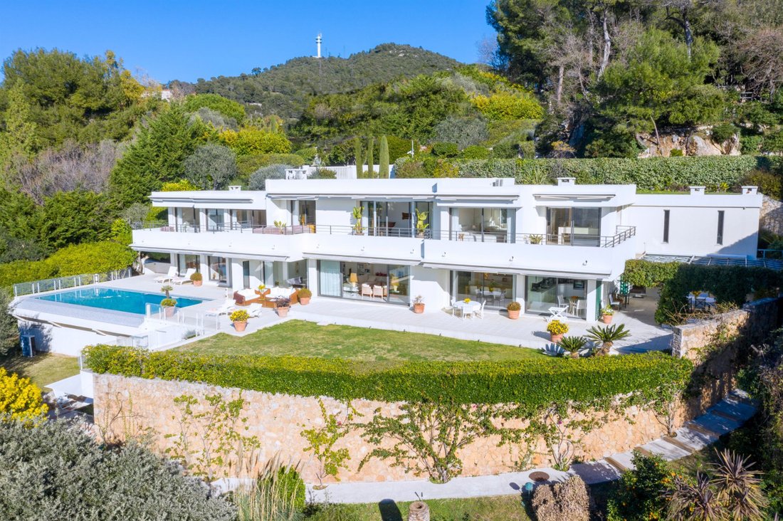House in Villefranche-sur-Mer, Provence-Alpes-Côte d'Azur, France 3 - 10866695