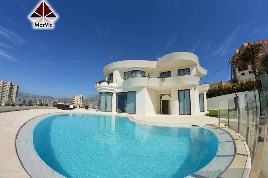 Benidorm Villa In Benidorm, Valencian Community, Spain For Sale (10732727)