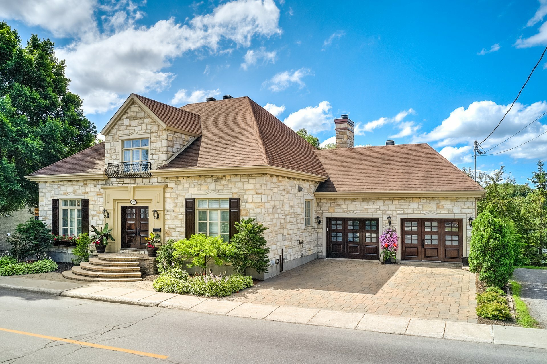 Terrebonne (Terrebonne), Qc In Mascouche, Quebec, Canada For Sale