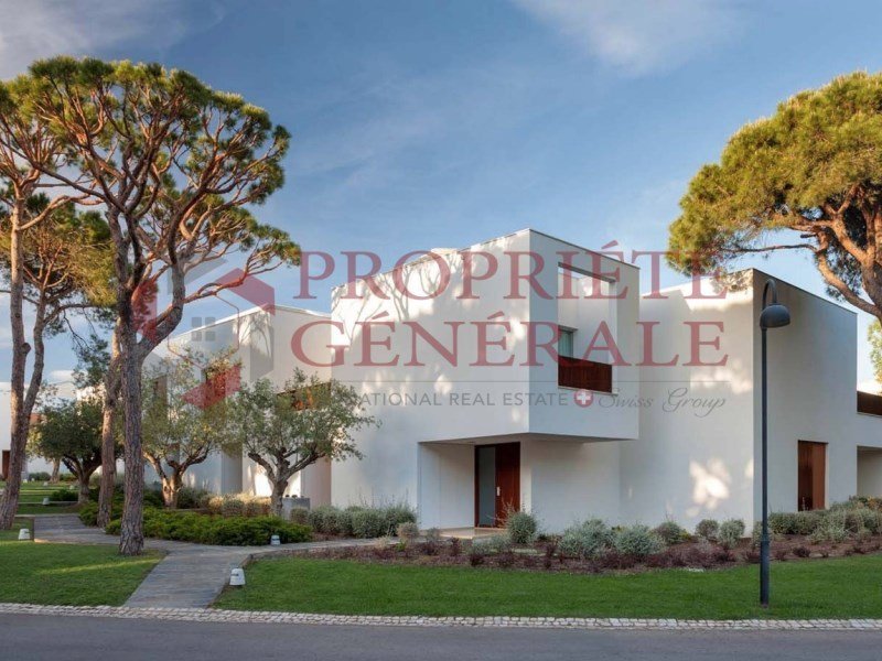 Contemporary And Modern Villas T3 In The In Olhos De água, Algarve