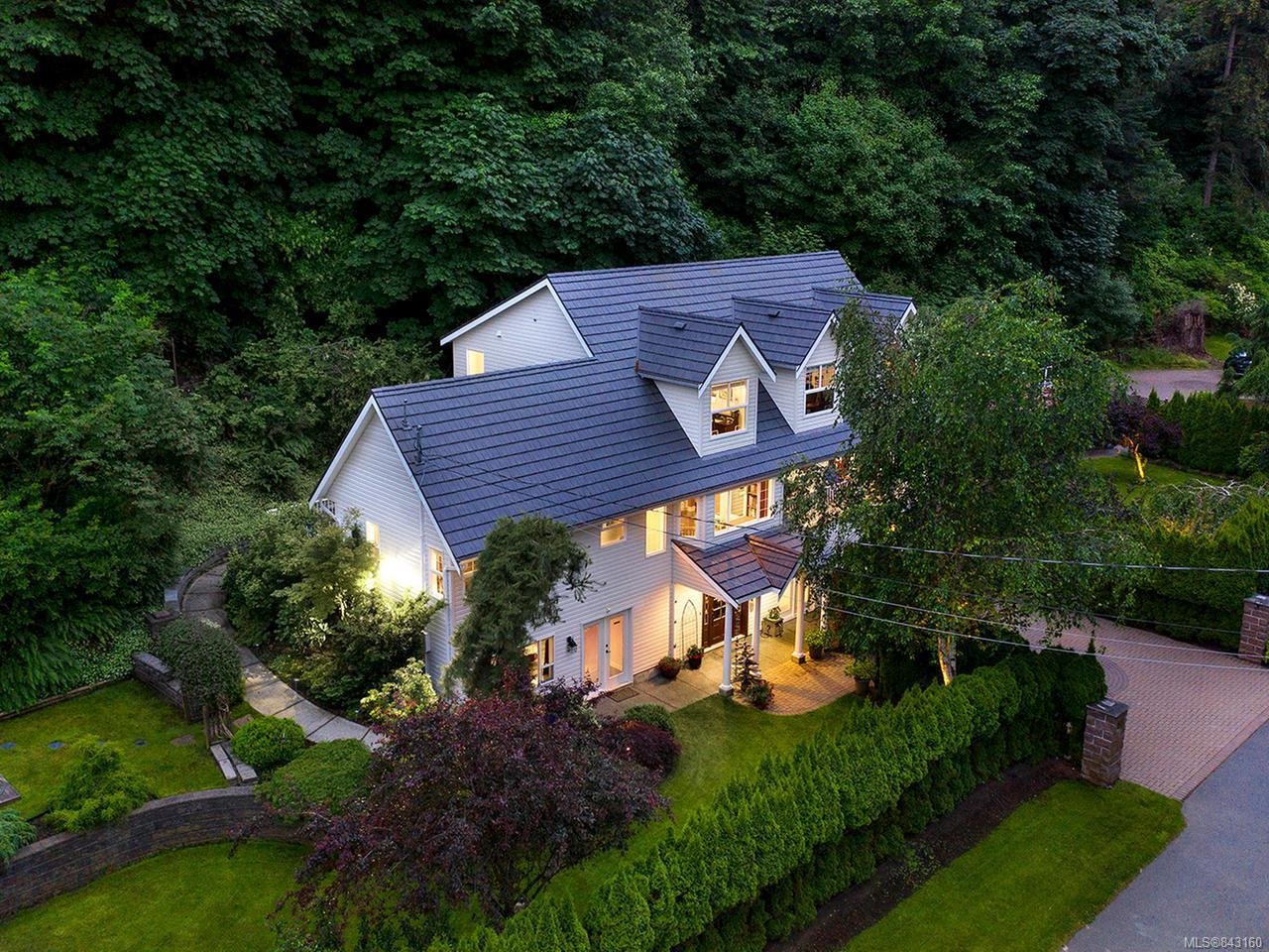 1549 Kye Bay Rd, Comox, BC V9M 3T7 MLS843160 in Comox, Canada for