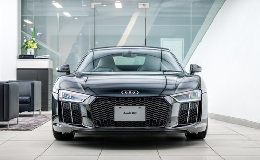 2016 Audi R8  in Shinjuku city, Japan 1