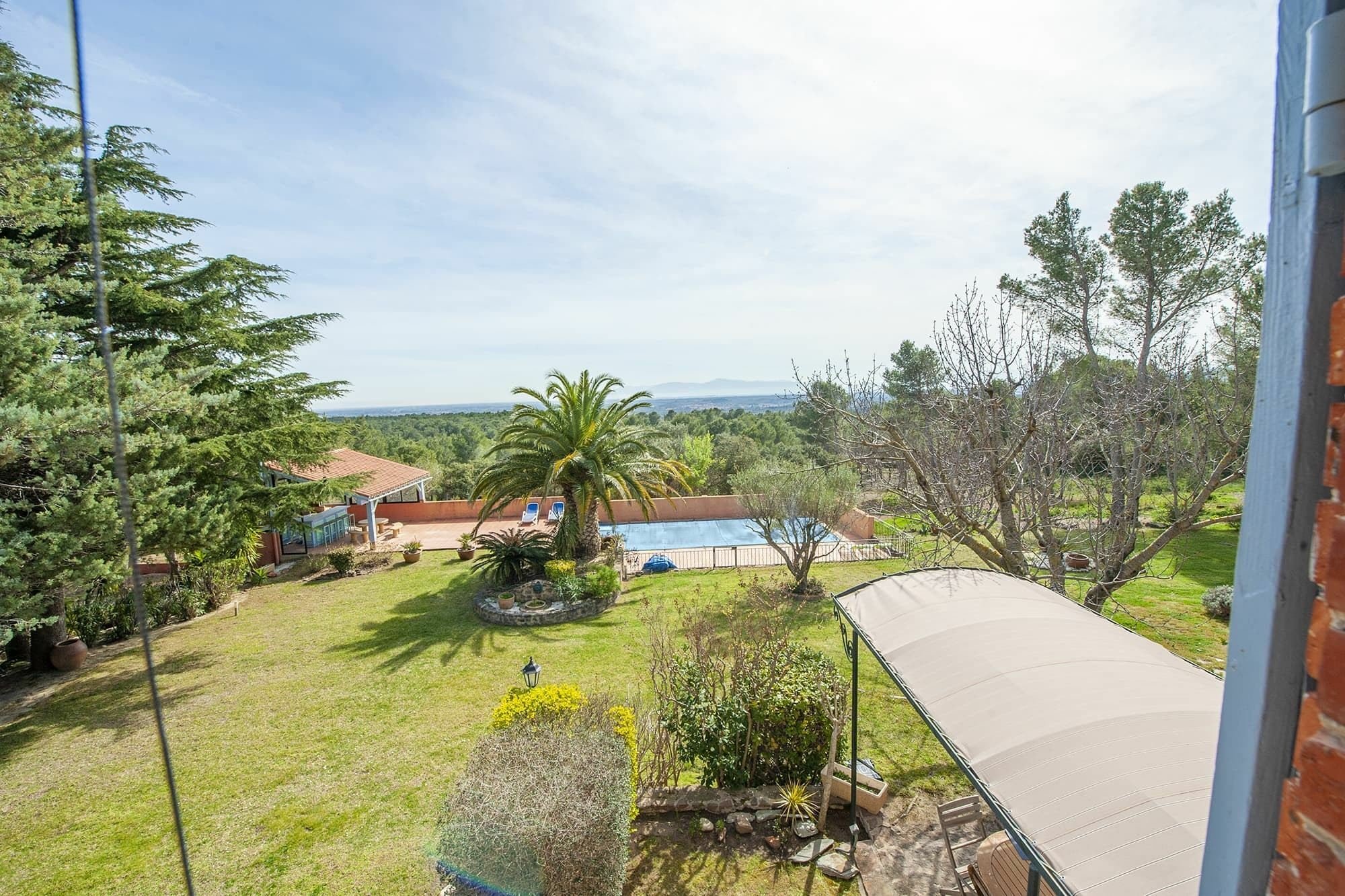 Charming Property, Calm, Superb View à Perpignan, France à Vendre