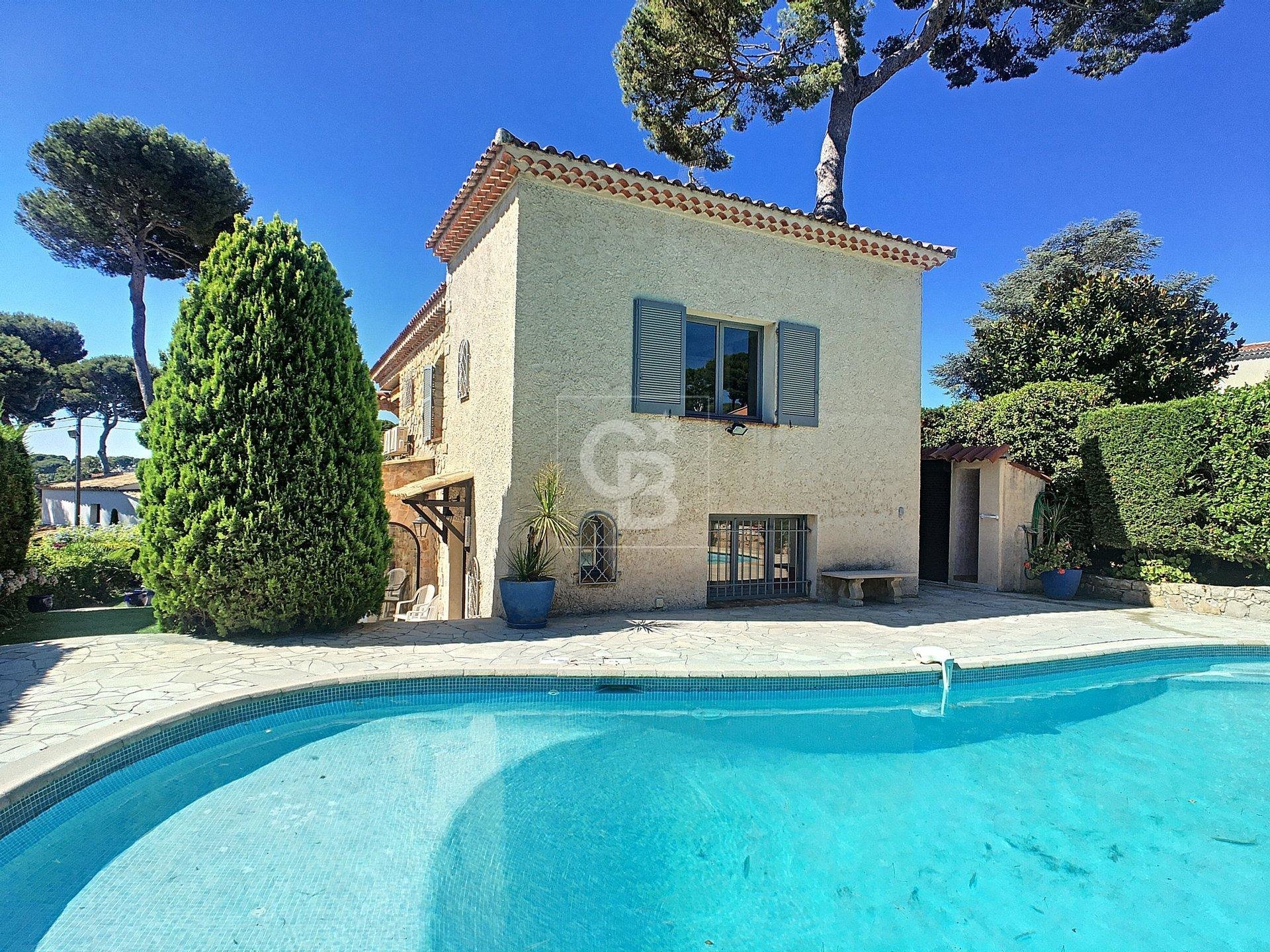 Sale House Antibes (Capd'Antibes) in Antibes, France for sale (11067845)