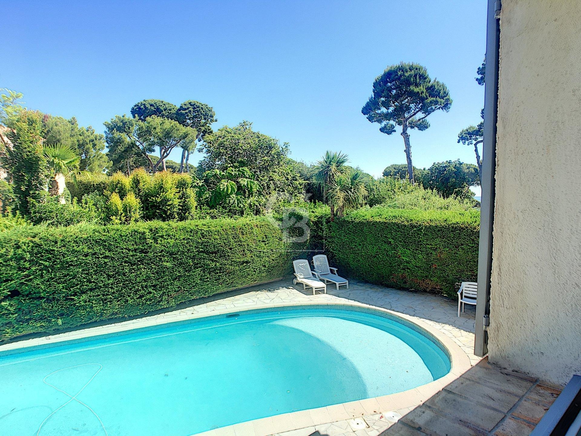Sale House Antibes (Capd'Antibes) in Antibes, France for sale (11067845)