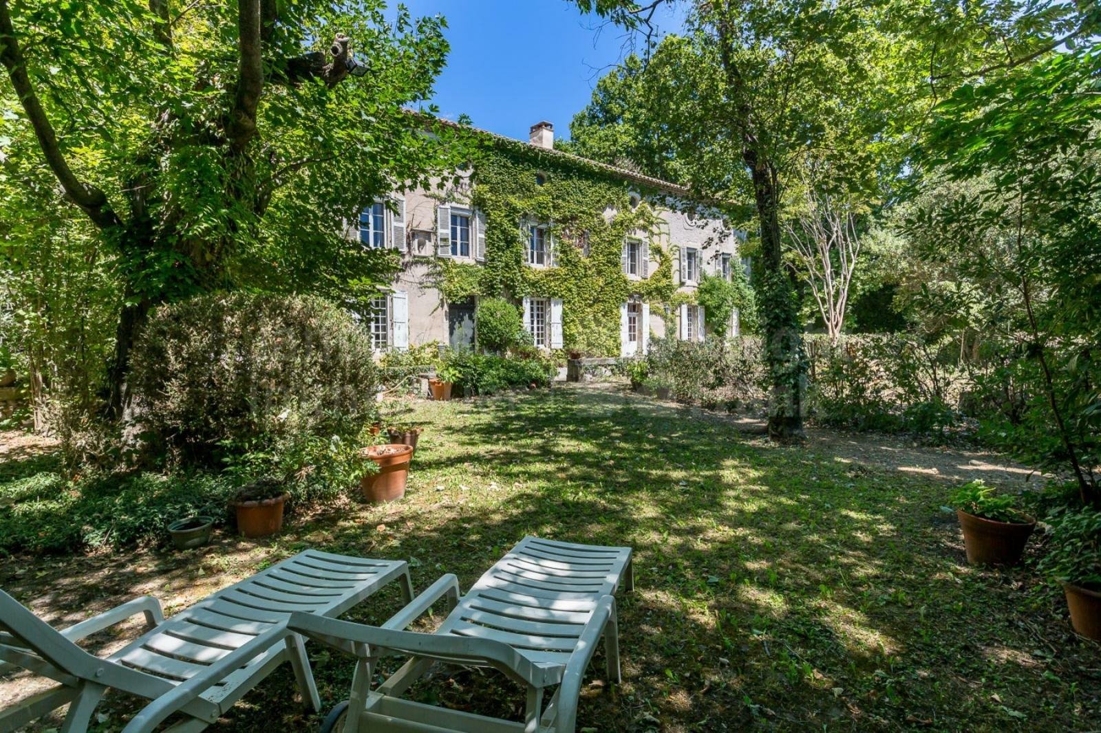 Stone property for sale near Avignon in AVIGNON, France for sale (11073521)