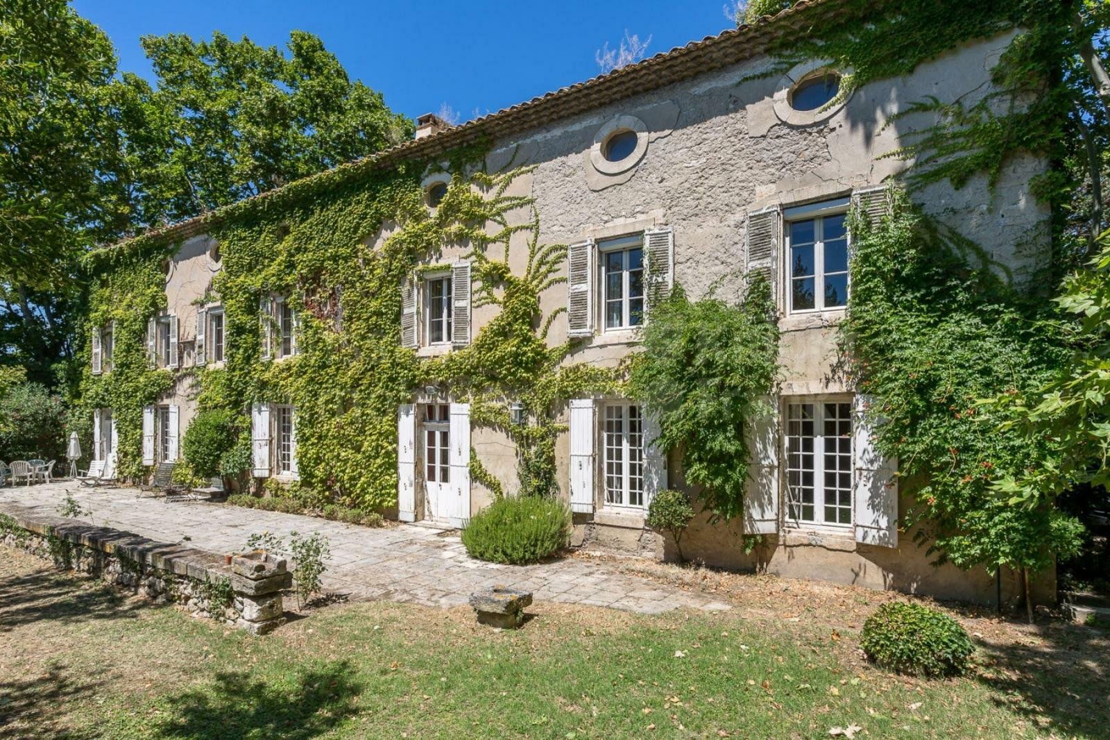 stone-property-for-sale-near-avignon-in-avignon-france-for-sale-11073521