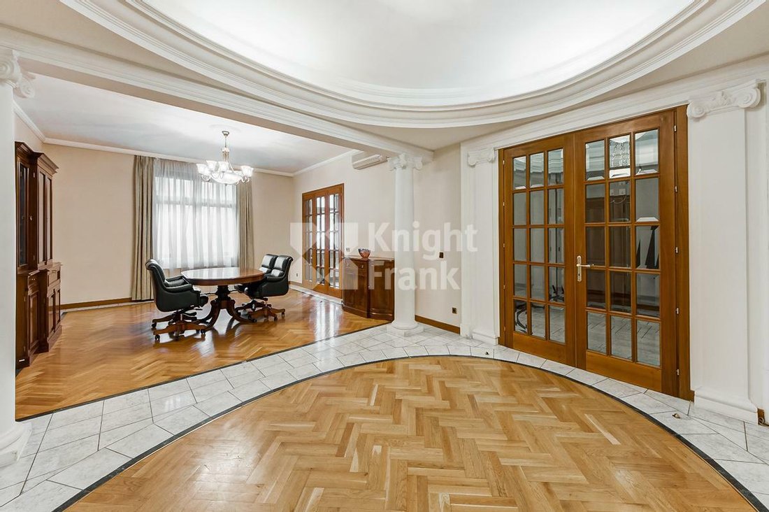 Apartment In Moscow, Moscow, Russia For Sale (11078131)