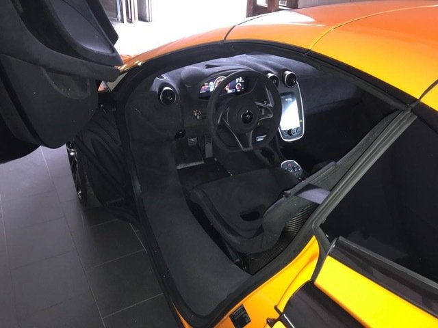 Cabriolet in Ferrara, Emilia-Romagna, Italy 5 - 11080092