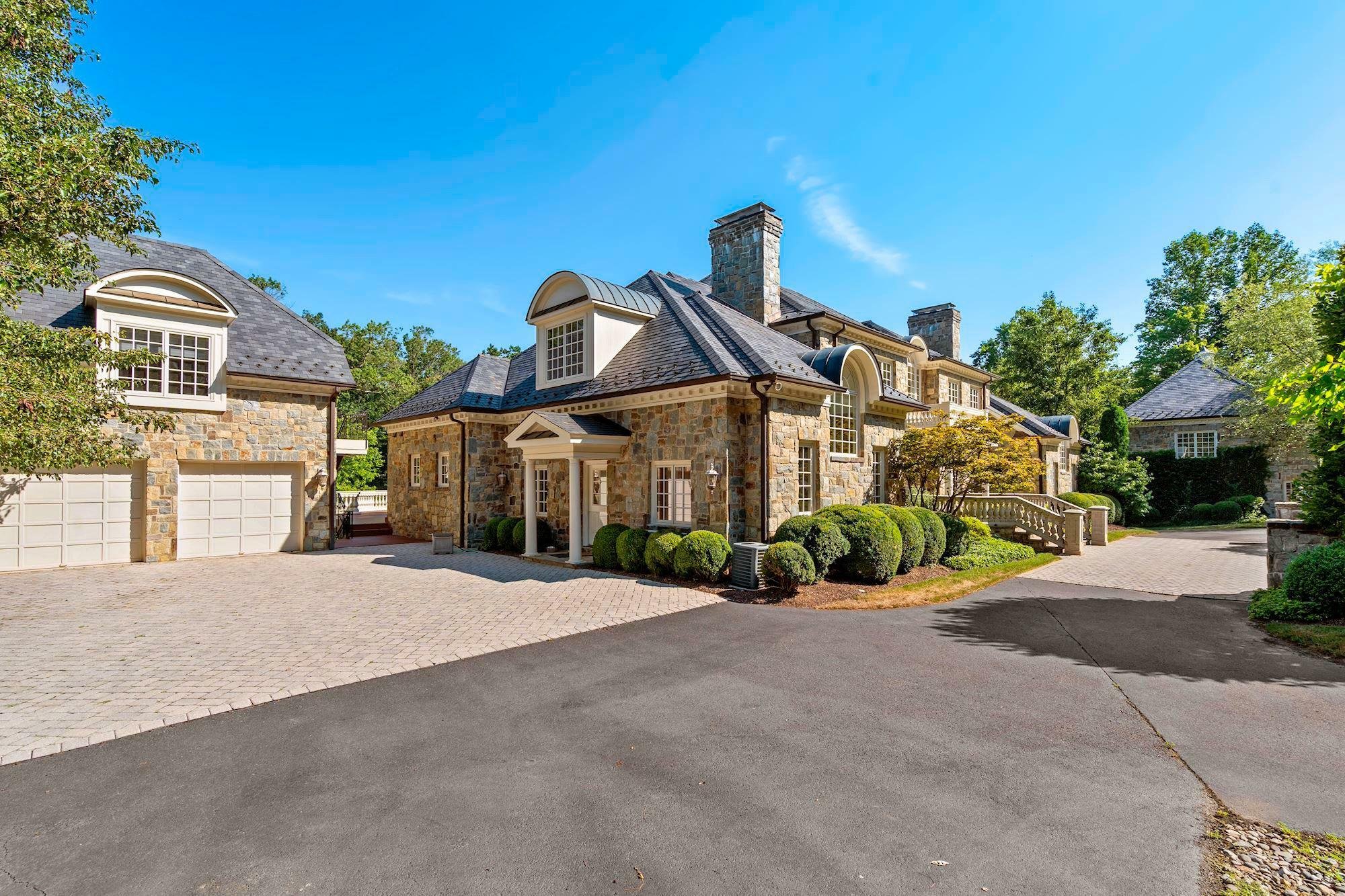 8548 A Pike in MCLEAN, VA, United States for sale (10678711)