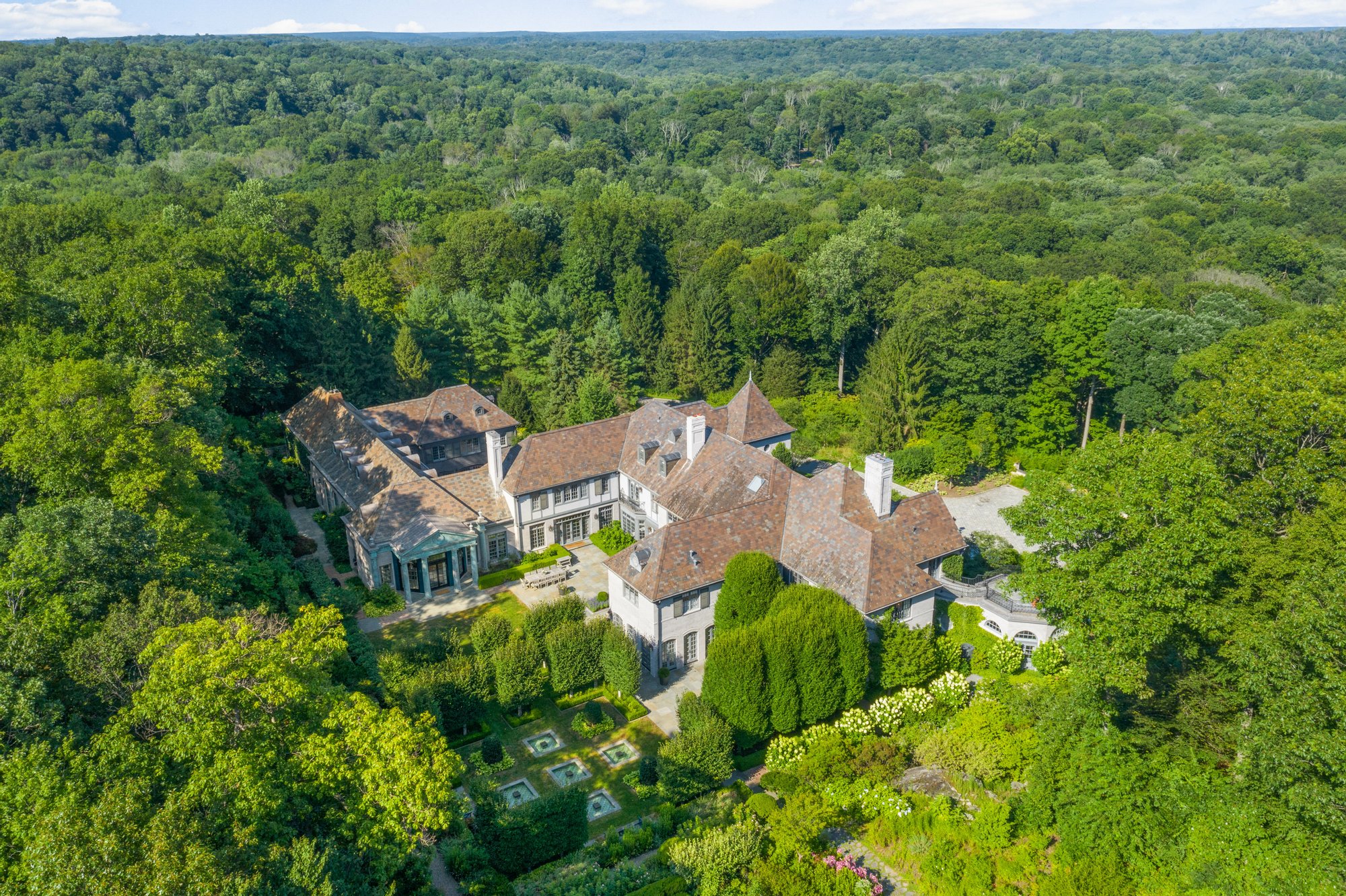 Cowdray Park In Conyers Farm in Greenwich, CT, United States for sale (10963840)