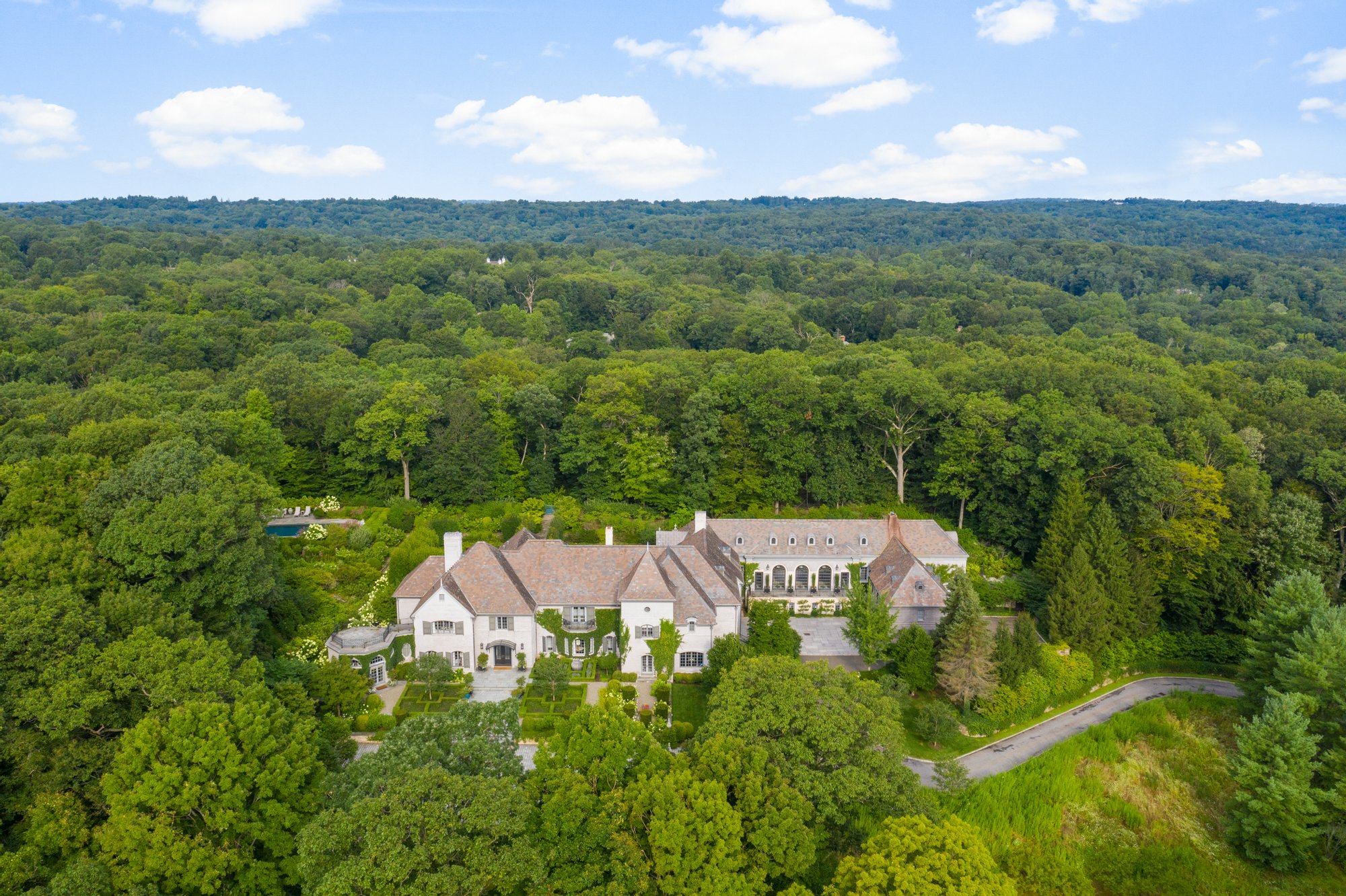 Cowdray Park In Conyers Farm in Greenwich, CT, United States for sale (10963840)