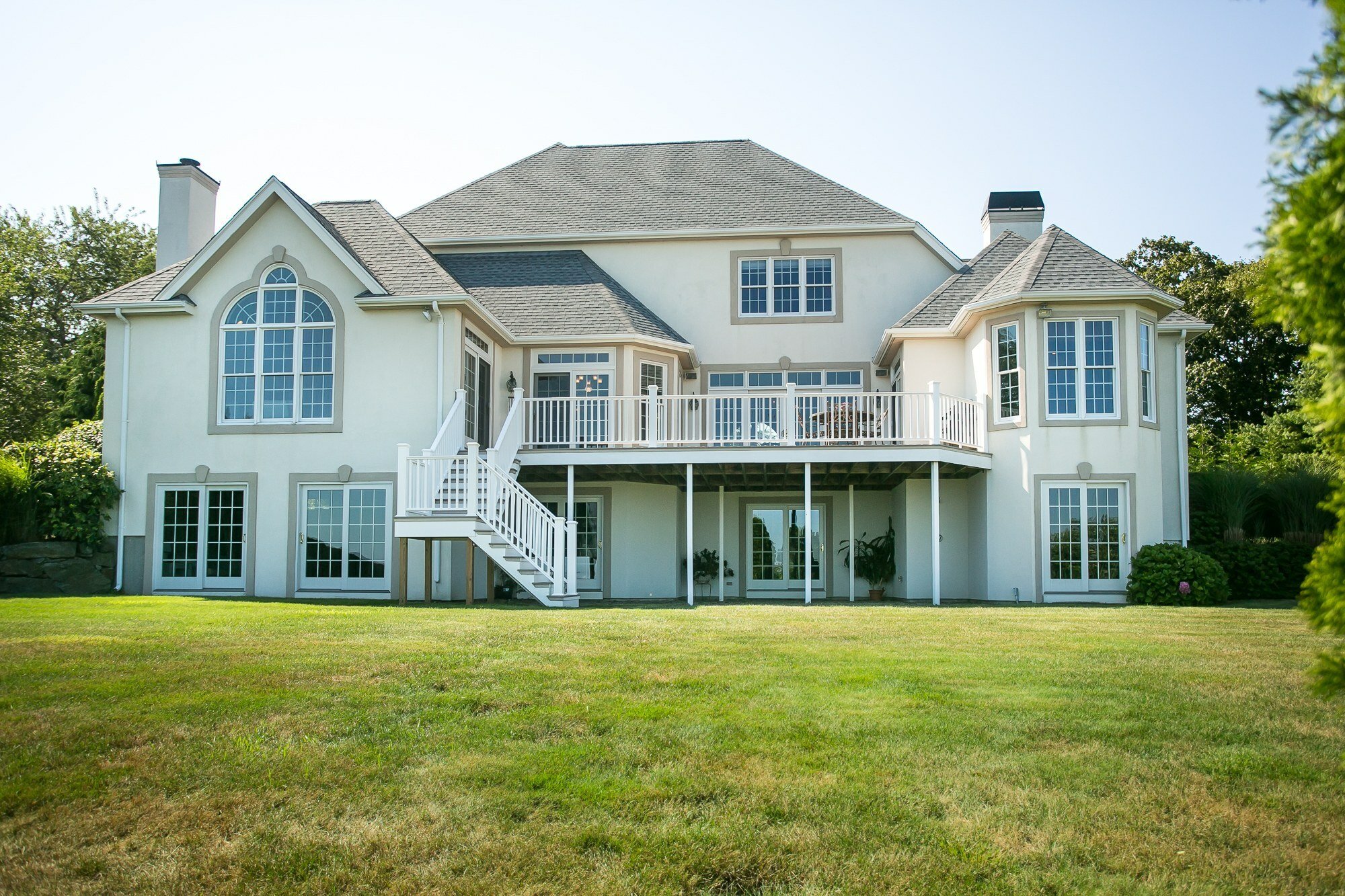 4 Bedrooms Single Family Detached in Portsmouth, RI, United States for