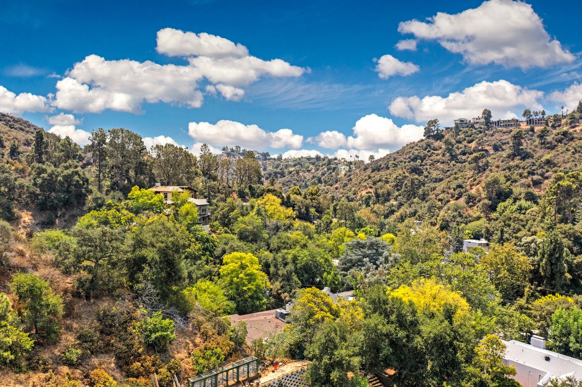 MUST SELL AWESOME 3+3 BEVERLY GLEN CANYON in Los Angeles, CA, United