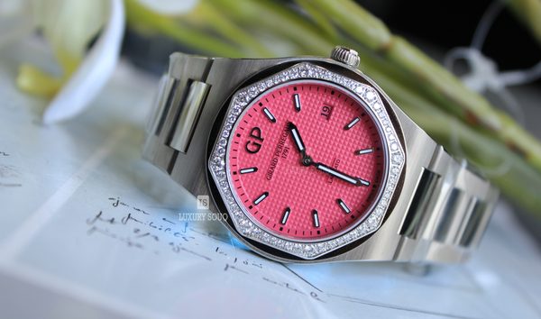 Girard Perregaux Summer Limited Edition Women's Watch Laureato 80189D11A182211A (11089857)