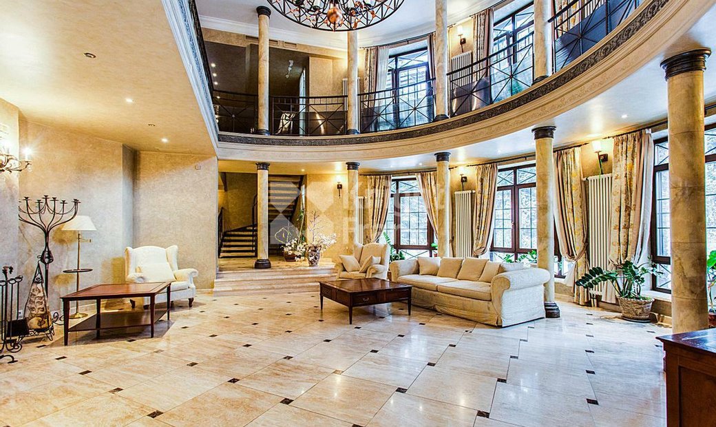 House In Moscow, Russia For Sale (11091107)