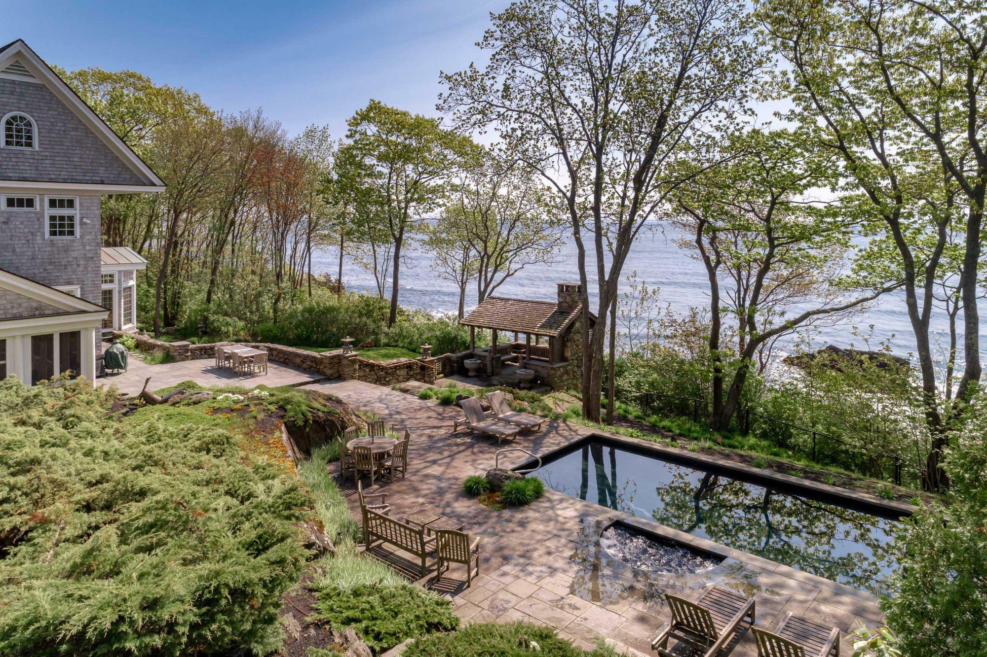 1172 Shore Road in Cape Elizabeth, ME, United States for sale (10897172)