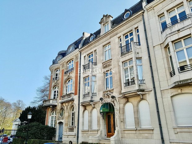Delightful Apartment In The Private Square Du Bois In Bruxelles Belgium Zu Vermieten