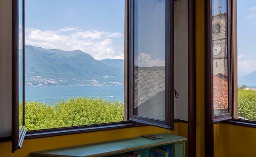 House in Porto Valtravaglia, Lombardy, Italy 1