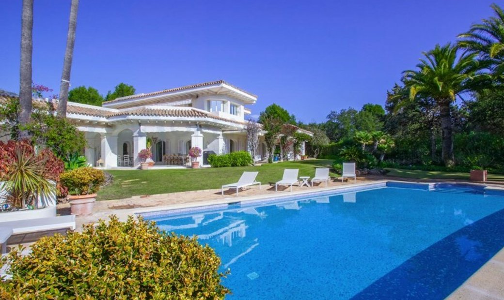 Sotogrande Kings & Queens Area Villa In Prime In Sotogrande, Andalusia