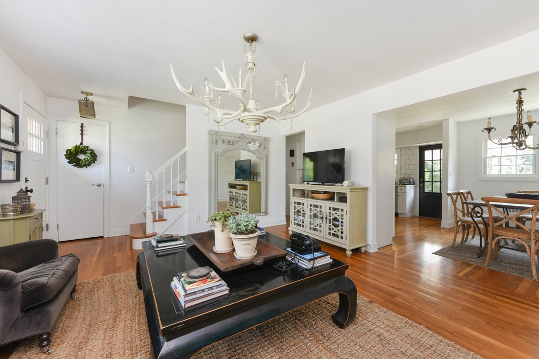 House in Massapequa, New York, United States 4 - 11096822