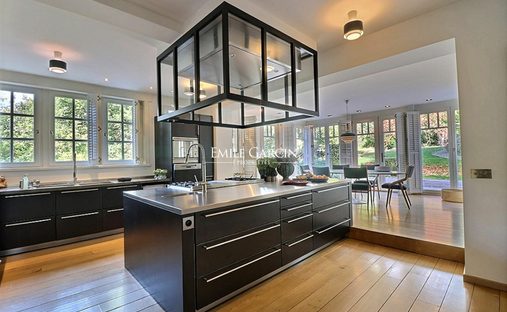 Luxus-Häuser mit sauna zum verkaufen in Region Brüssel ...