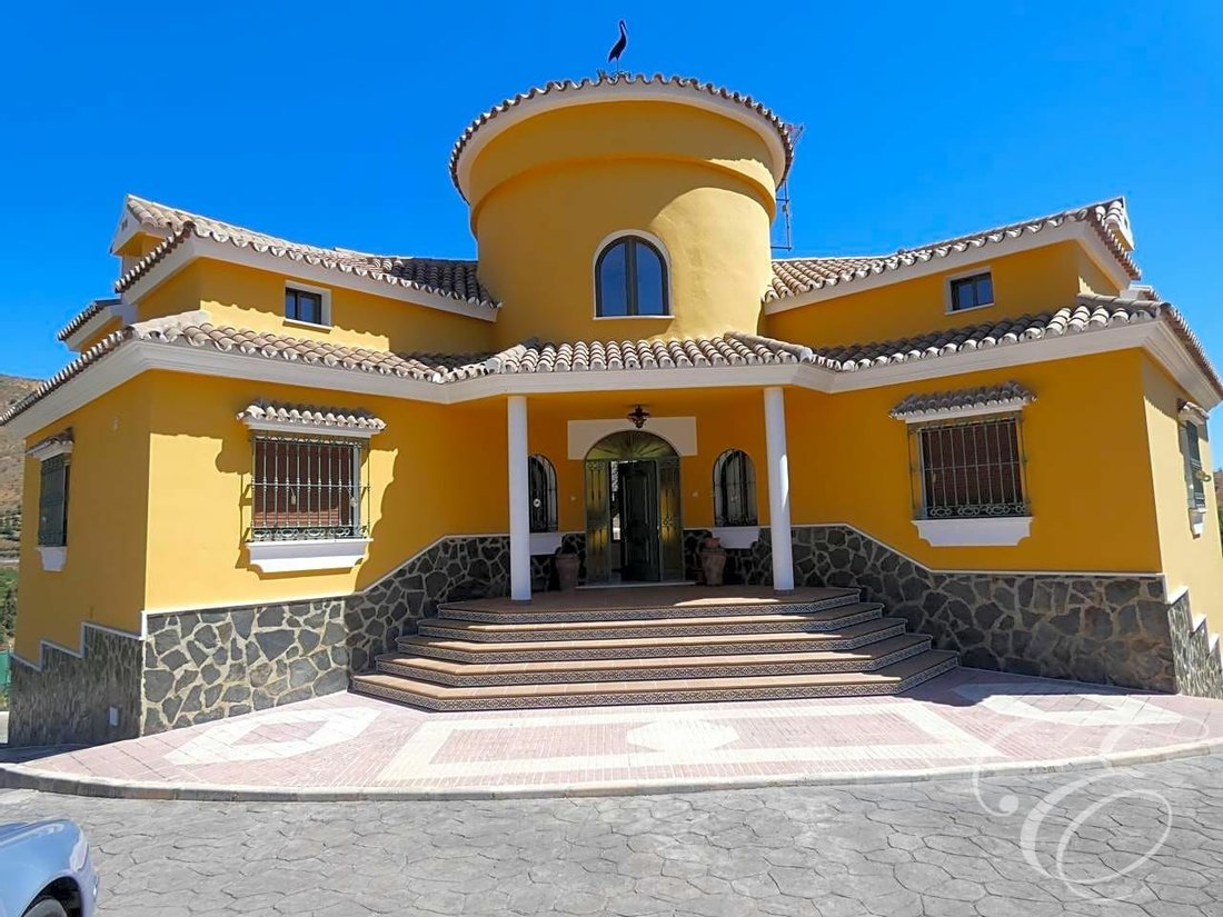 Villa in Casabermeja, Andalusia, Spain 1 - 11104878