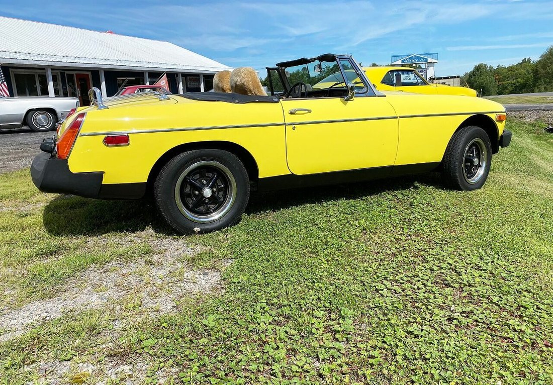 Cabriolet in Malone, New York, United States 5 - 11090868
