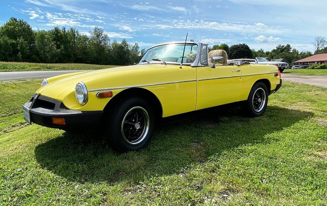 Cabriolet in Malone, New York, United States 2 - 11090868