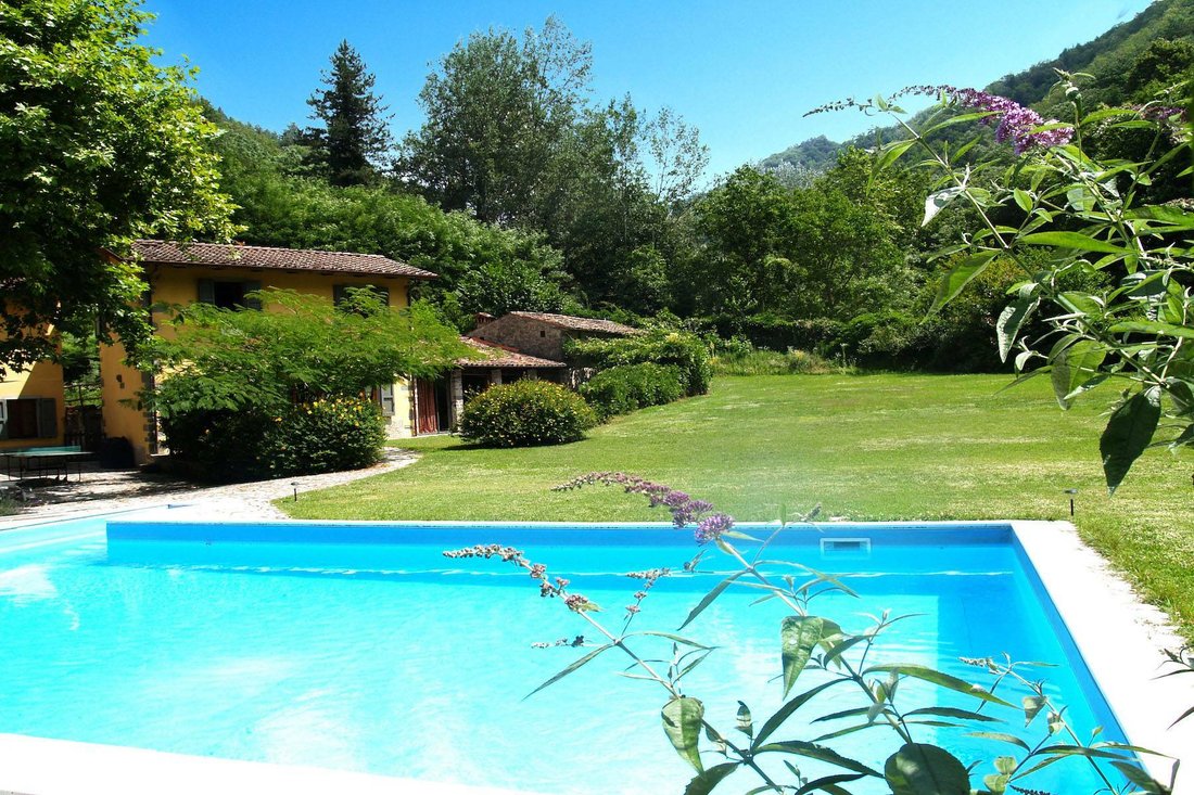 Farm Ranch in Coreglia Antelminelli, Tuscany, Italy 1 - 11105800