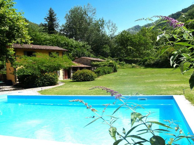 Farm Ranch in Coreglia Antelminelli, Tuscany, Italy 1