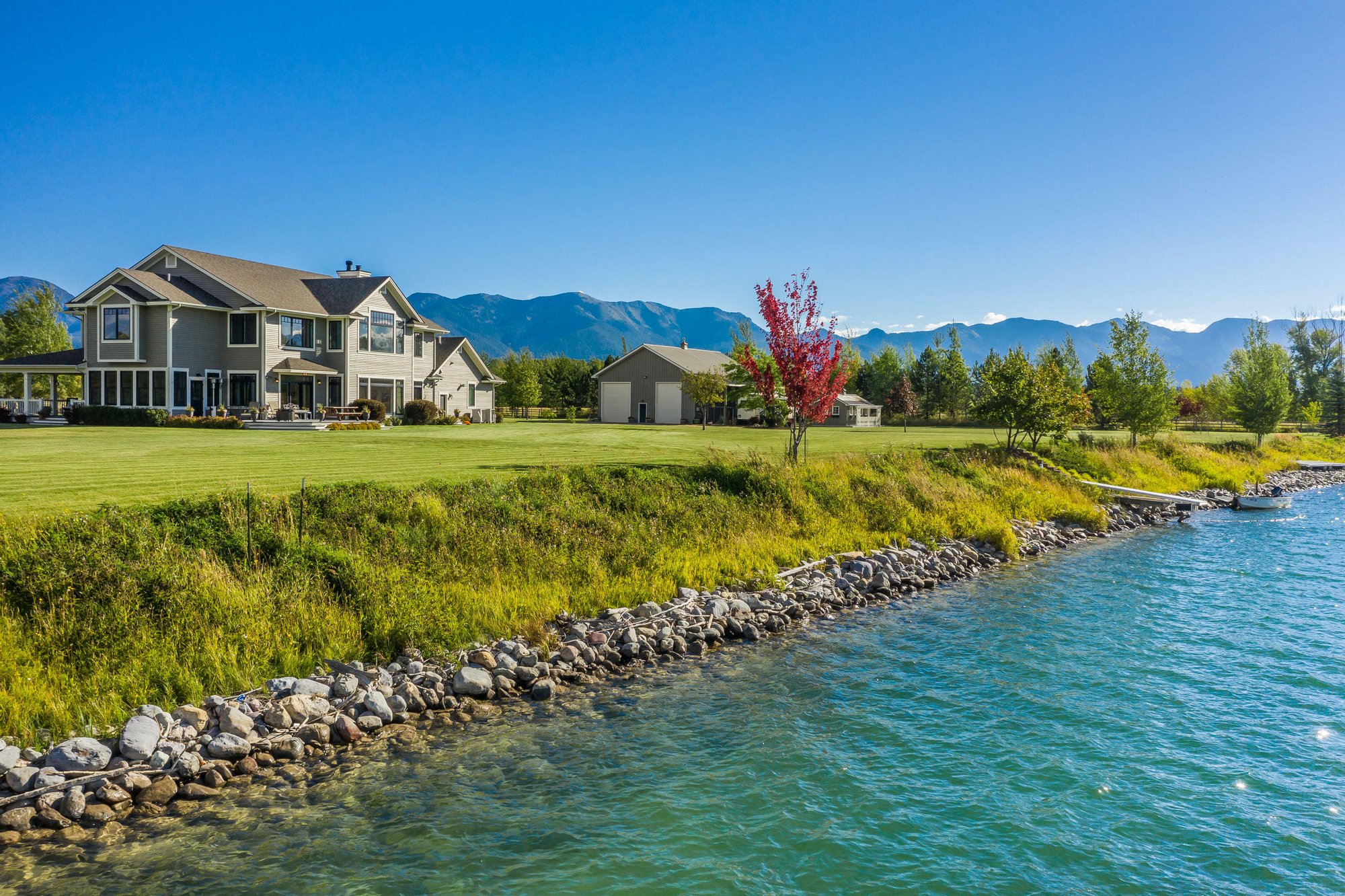 Flathead River Custom Home in Kalispell, MT, United States for sale ...
