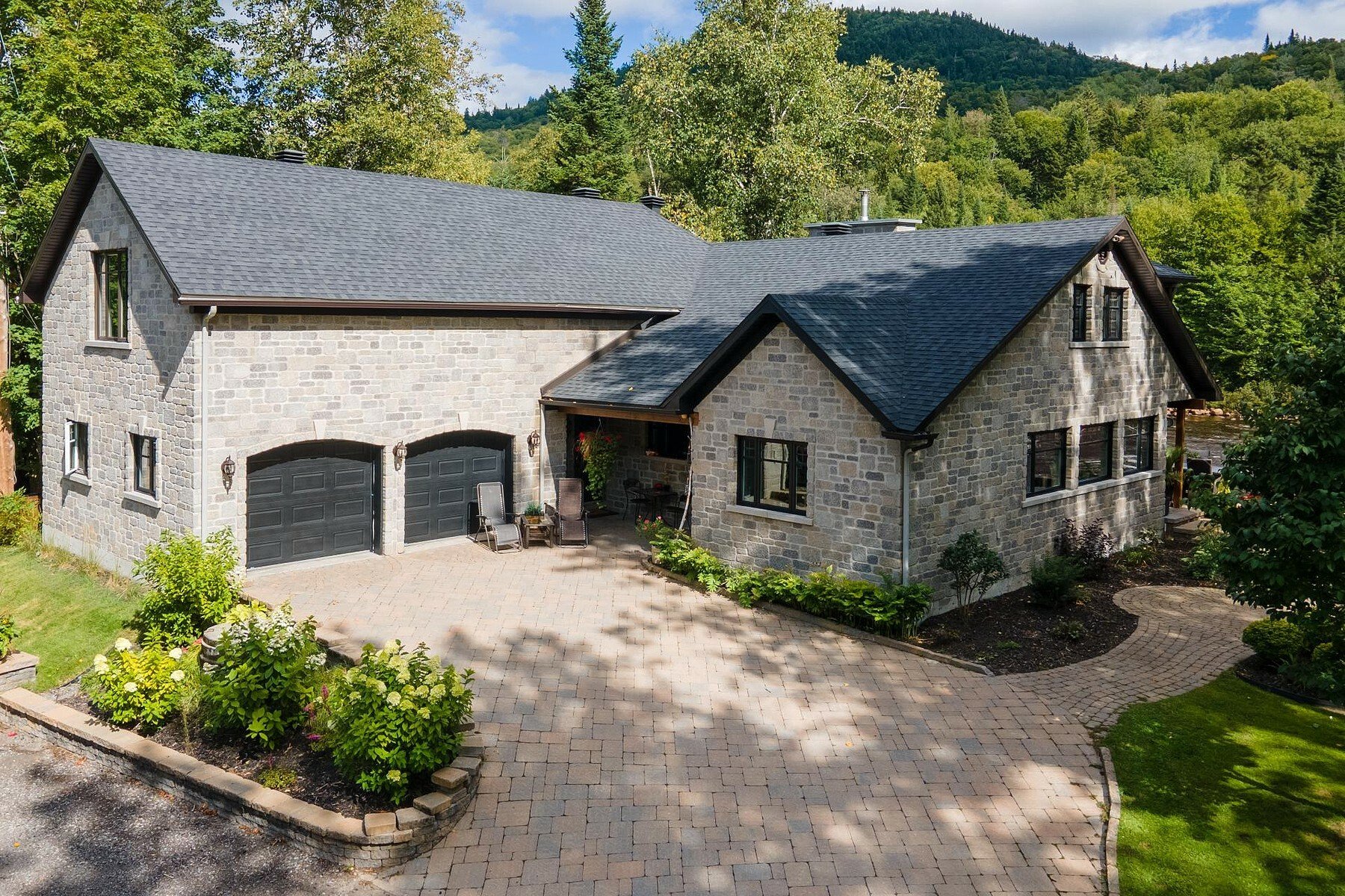 Sainte Brigitte De Laval, Capitale Nationale in SainteBrigittede