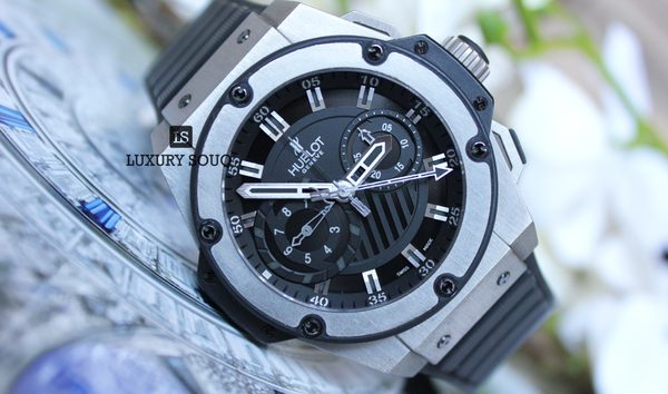 Watches - 174 Hublot for sale on JamesEdition