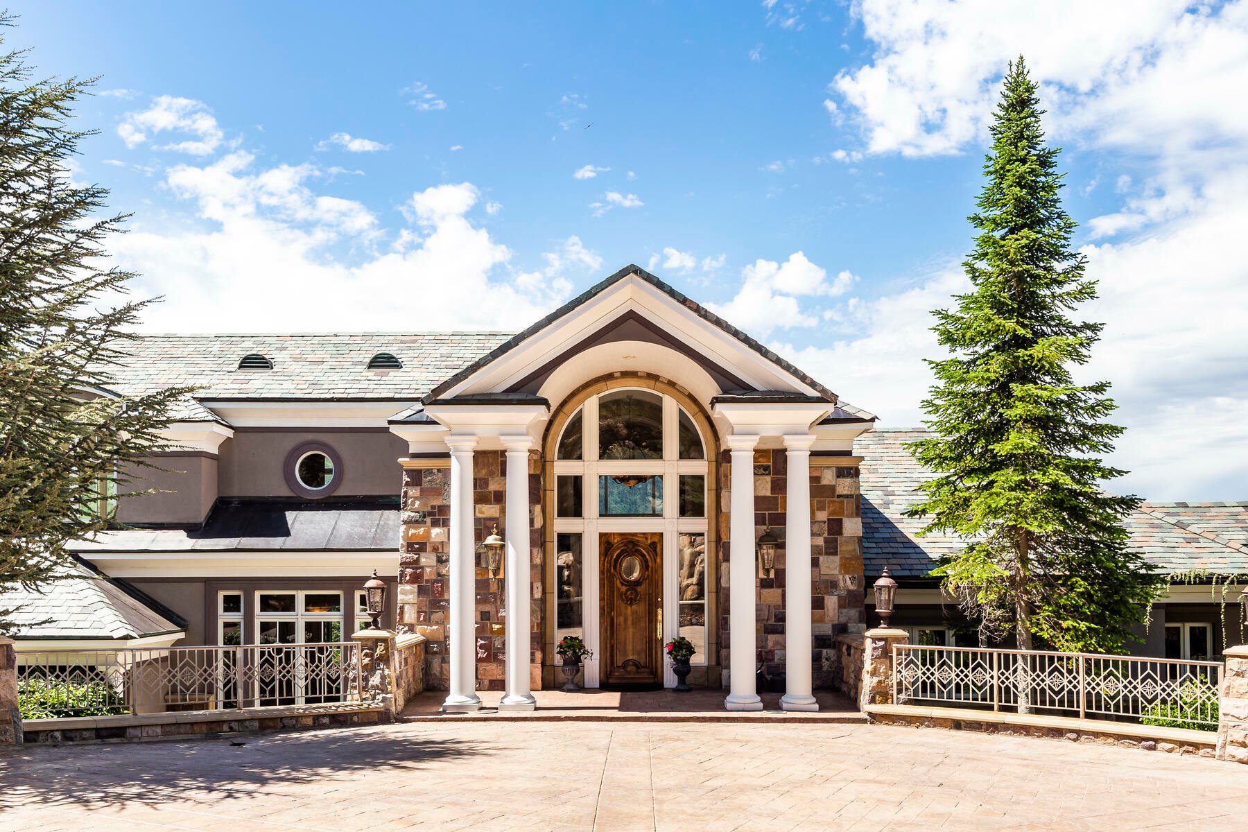 Elegant Home With Breathtaking Views In Salt Lake City, Utah, United