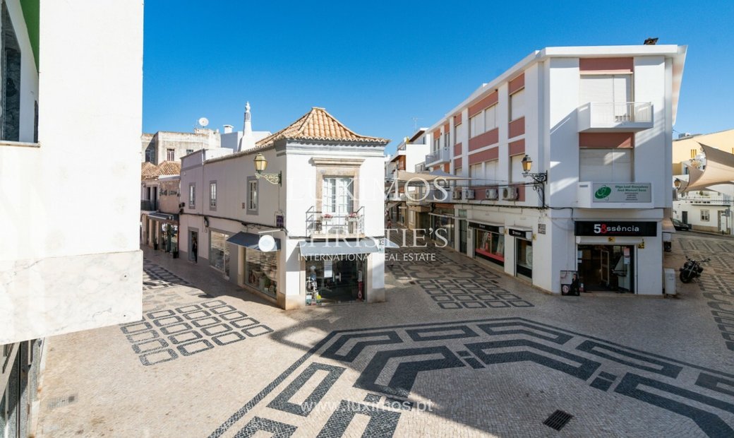 Building With Apartments And Commercial Spaces, In Faro, Algarve