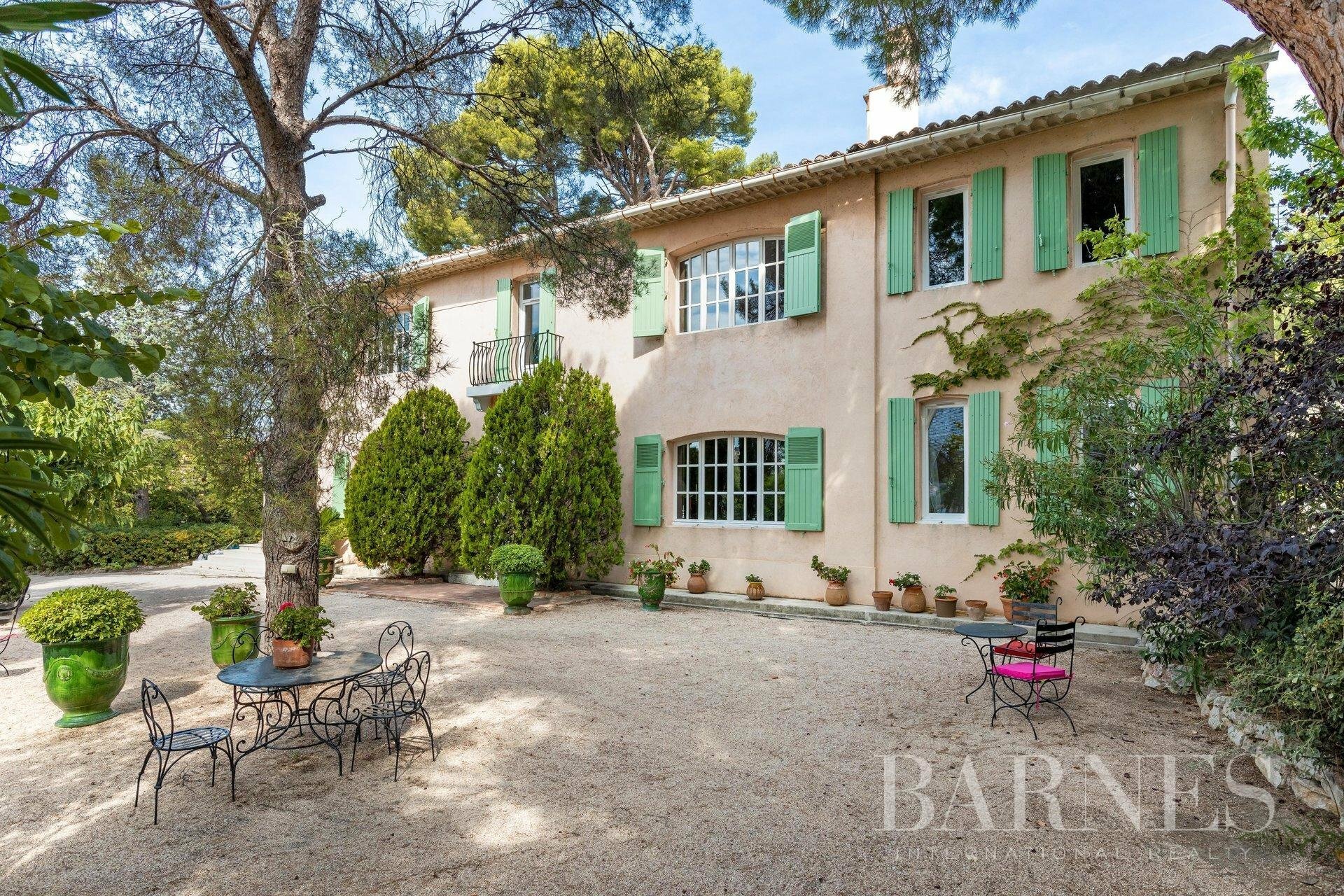 Sale House Marseille 9ème (La Panouse) in Marseille 9ème, France for