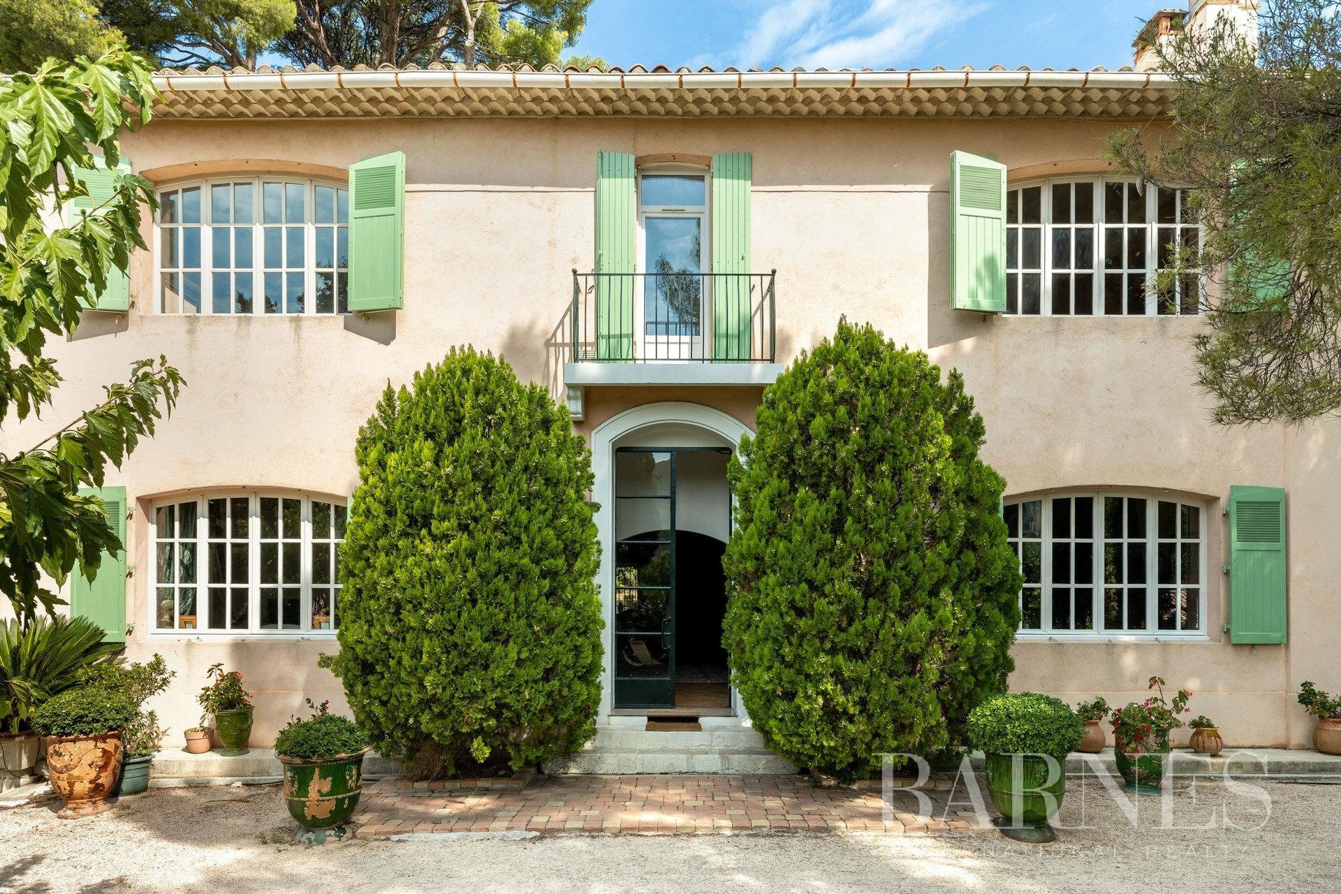 Sale House Marseille 9ème (La Panouse) in Marseille 9ème, France for