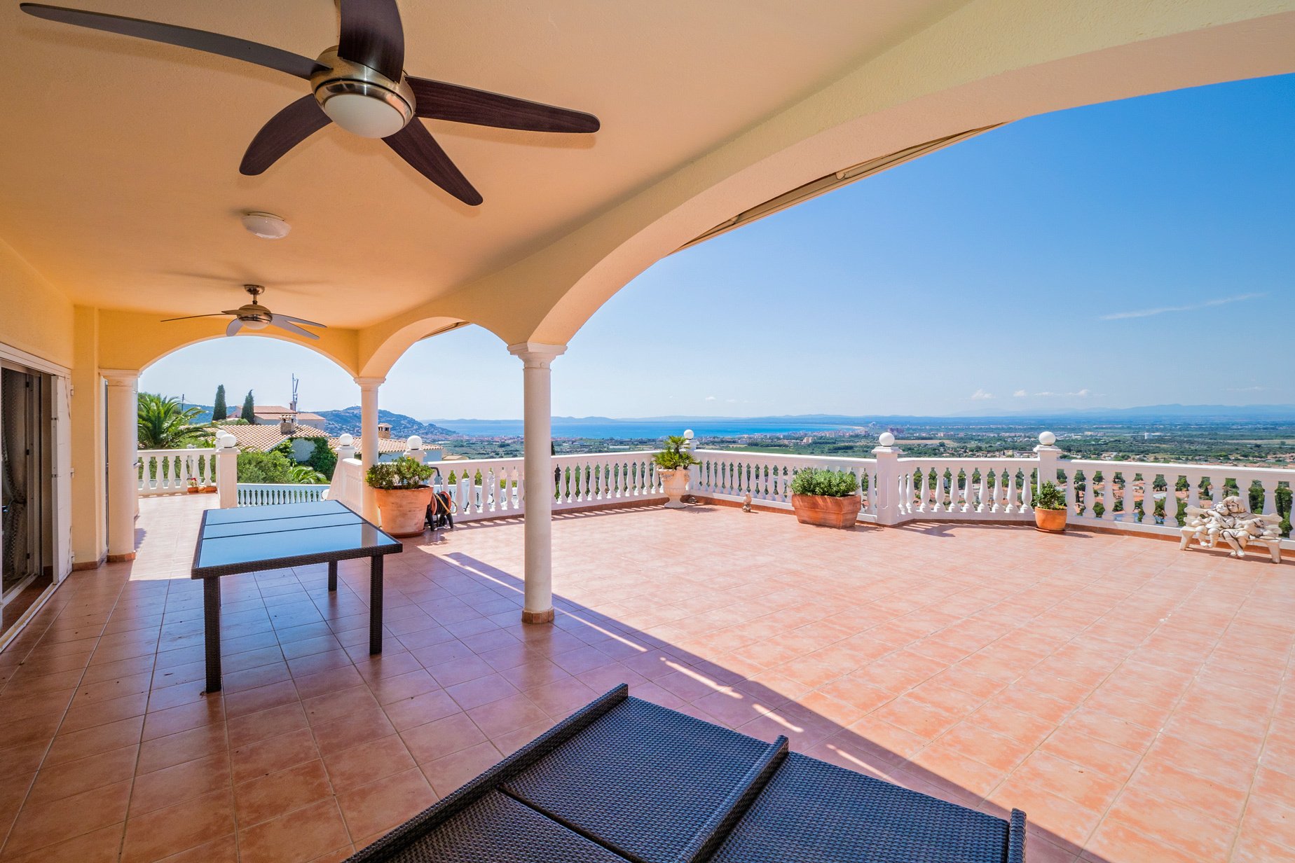Mediterranean Style Villa With Views Of The Bay Of Roses In Roses, Spain For Sale (10388174)