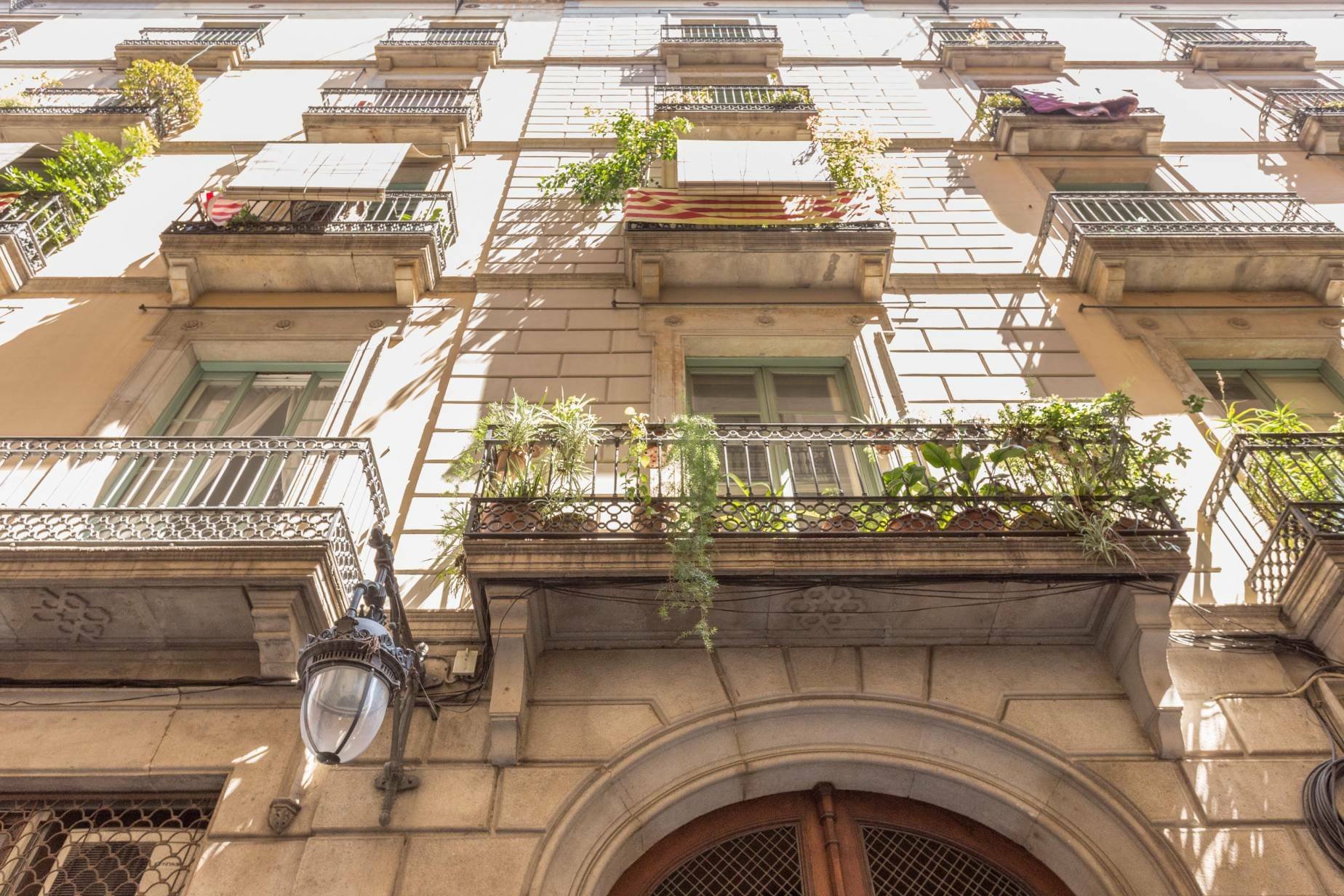 Regal Renovated Apartment In The Old Gothic Area, Barcelona in