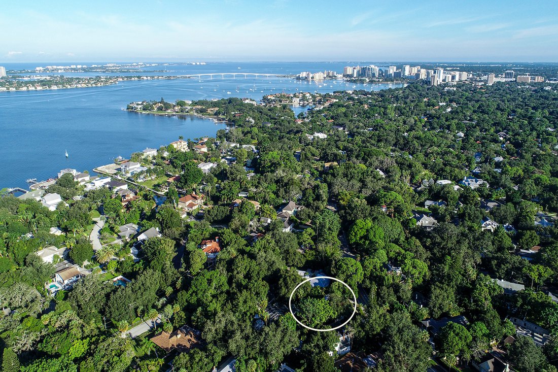 Mcclellan Park In Sarasota, Florida, United States For Sale (11125791)