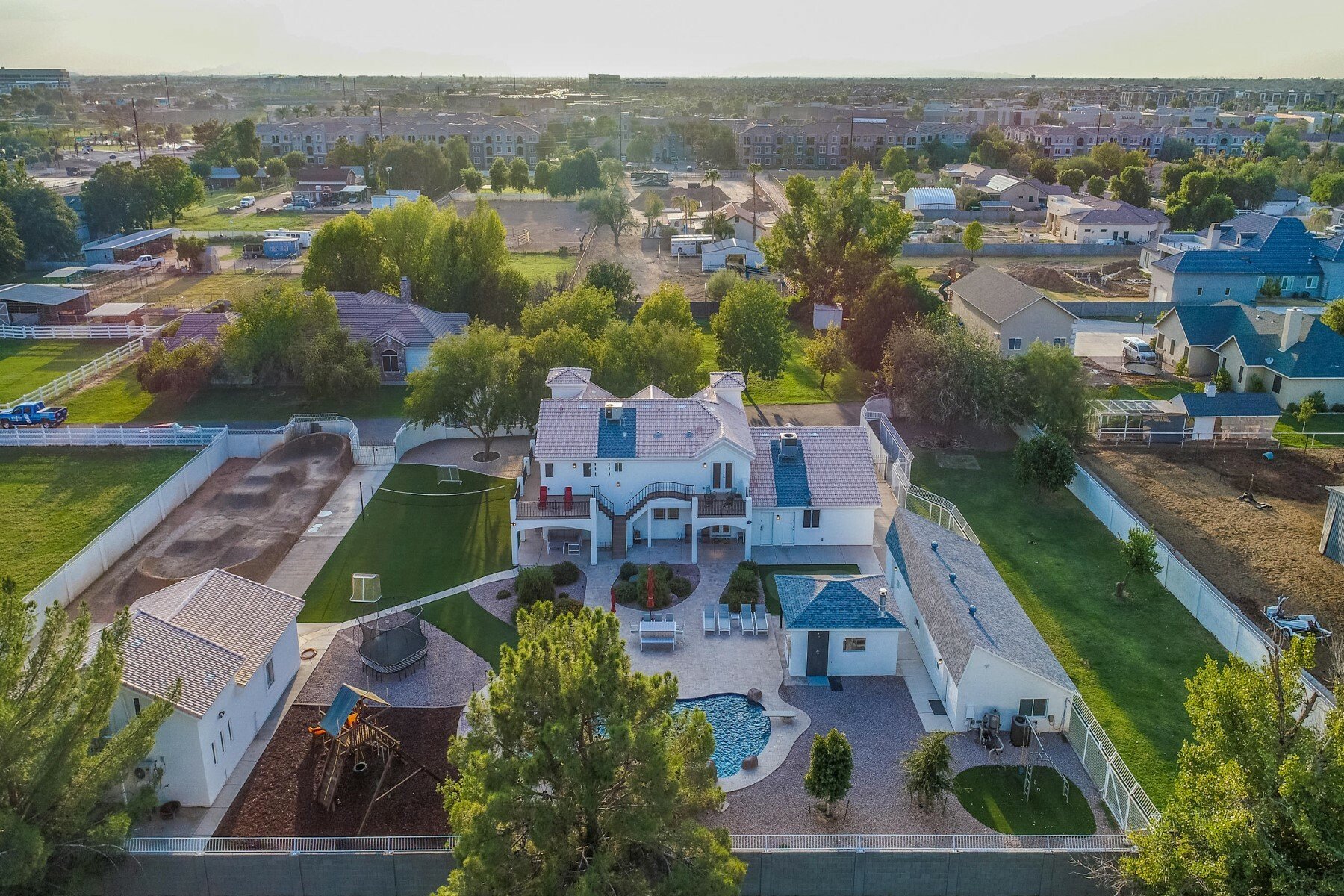 Extraordinary Gilbert Home in Gilbert, AZ, United States for sale